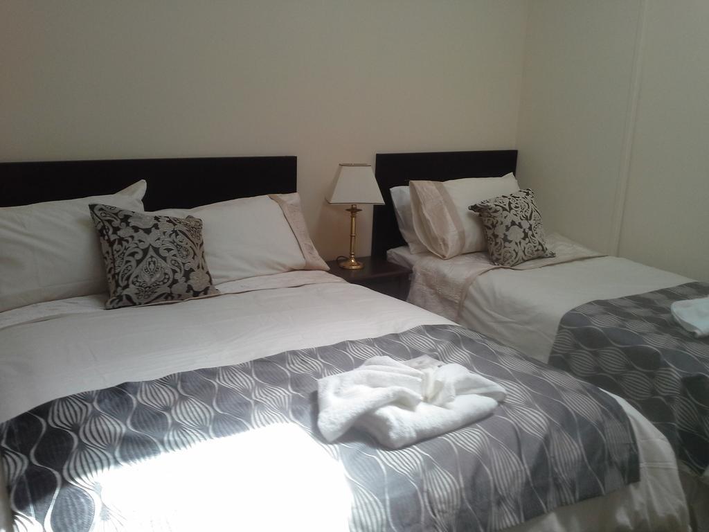 Hotel Redroofs à Stockton-on-Tees Extérieur photo